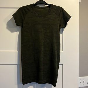 Lululemon Swiftly Tech Short Sleeve